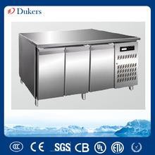 3door Air Cooling Countertop Chiller Kitchen Equipment Pizza Worktable Freezer T18F